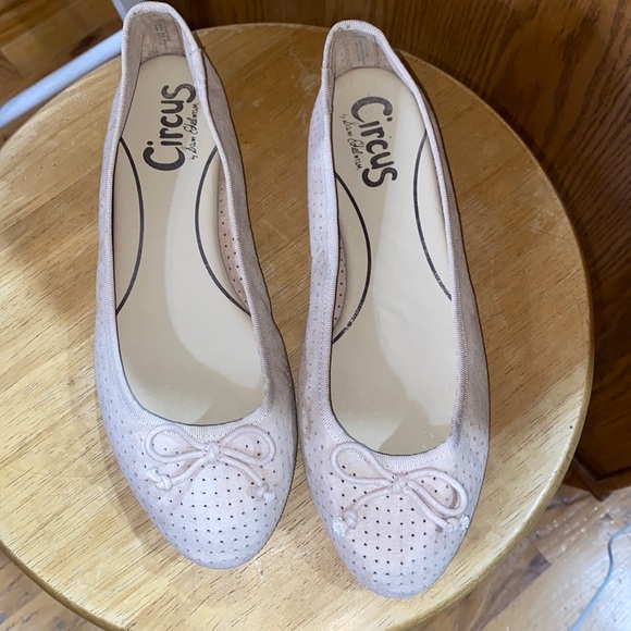 Sam Edelman Flats - Picture 1 of 6